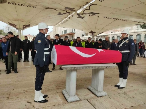 Şehit bekçi Uğur Gölçek son yolculuğuna uğurlandı

