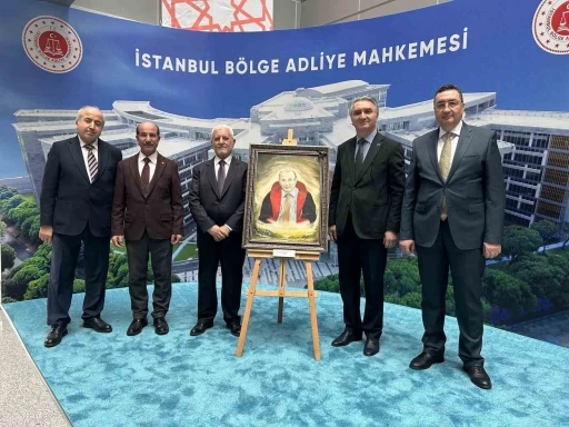 Şehit Savcı Mehmet Selim Kiraz&rsquo;ın anısına anlamlı sergi: "Unutulmadığınız zaman &ouml;lmemiş oluyorsunuz"
