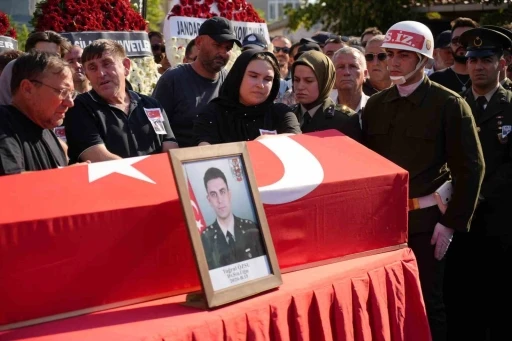 Şehit Üsteğmen Tuğrul Özsu, Edirne’de son yolculuğuna uğurlandı
