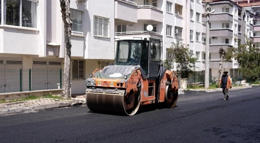 Şehitkamil&rsquo;de asfalt &ccedil;alışmalar hız kazandı
