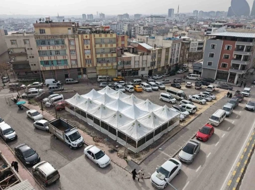 Şehitkamil&rsquo;de binlerce kişi ilk iftarını aynı sofrada a&ccedil;tı

