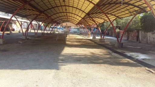 Şehzadeler&rsquo;de kurban kesim yerleri belli oldu
