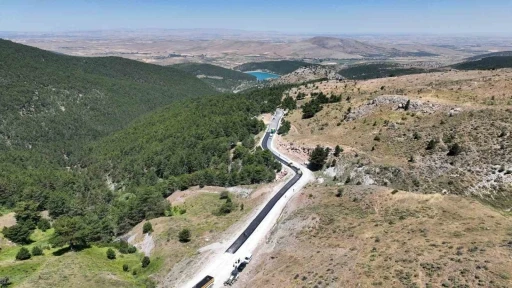 Selçuklu Belediyesi dış mahalle bağlantı yollarında konforu yükseltiyor
