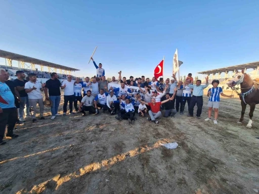 Selendi&rsquo;nin atlı cirit zaferi
