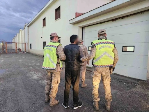Selim’de hakkında hapis cezası bulunan 1 kişi yakalandı

