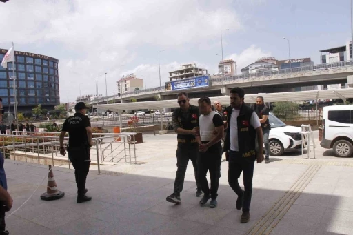 Sellekt&ouml;r yapma tartışmasında 3 kişiyi &ouml;ld&uuml;ren ş&uuml;pheli tutuklandı

