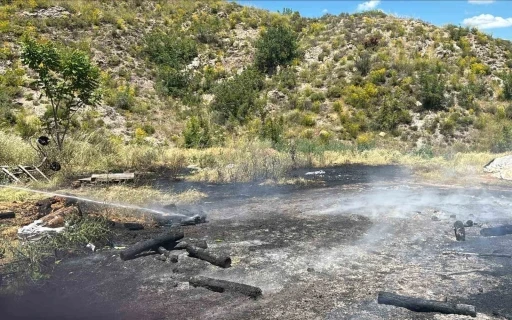 Seralık alanda &ccedil;ıkan yangın korkuttu
