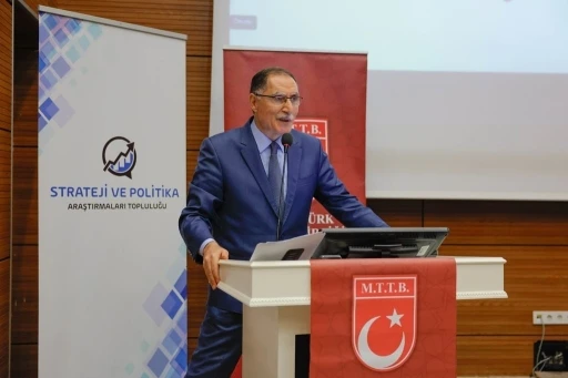 Şeref Malko&ccedil;: "T&uuml;rkiye&rsquo;nin yeni ve sivil bir anayasaya ihtiyacı var"
