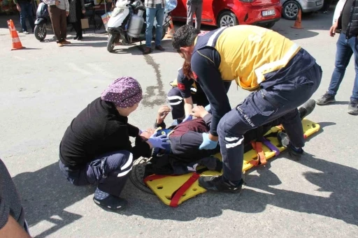 Serik’te motokuryeler çarpıştı: 1 yaralı
