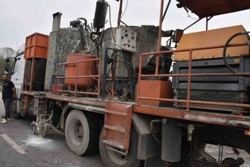 Şerit çizme makinesinin kazanı patladı: 2 işçi yaralandı
