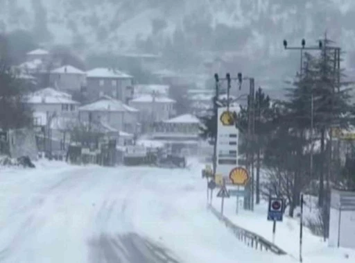 Sertavul Ge&ccedil;idi&rsquo;nde ulaşım kontroll&uuml; sağlanıyor
