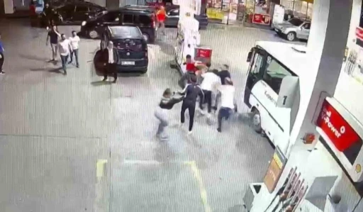 Servisçi dayağı kamerada
