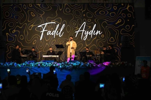 Ses sanat&ccedil;ısı Fadıl Aydın Malatyalılarla buluştu
