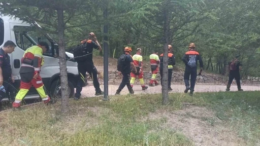 Seydişehir&rsquo;de kayıp kadını arama &ccedil;alışmaları devam ediyor
