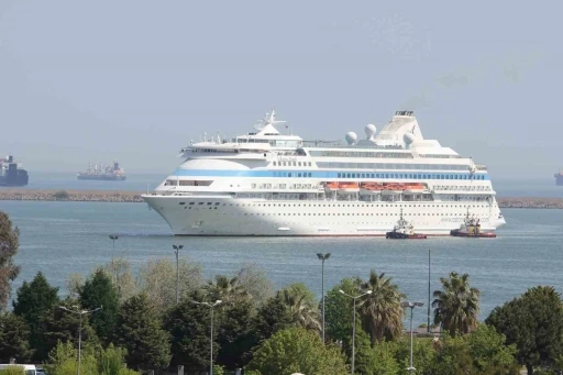 Sezonun ilk kruvaziyeri Samsun’da
