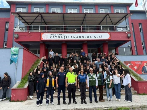 Sigaranın zararlarına dikkat &ccedil;ektiler
