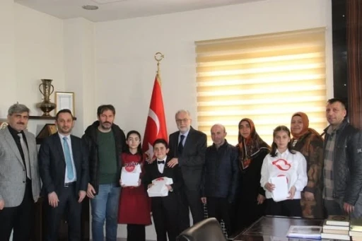 Şiir yarışmasının ödülleri dağıtıldı
