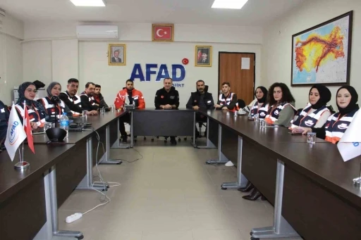 Siirt AFAD, gönüllülerle ekibini güçlendiriyor

