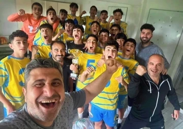 Siirt İl Özel İdare Spor U15 Takımı, Türkiye’nin en iyi dört takımı arasına girdi
