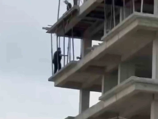 Siirt’te boşanma aşamasındaki şahıs, çocuğuyla intihar girişiminde bulundu
