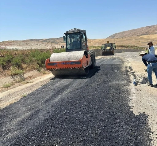 Siirt’te israftan uzak, yerli ve milli üretimle yol konforu sağlanıyor

