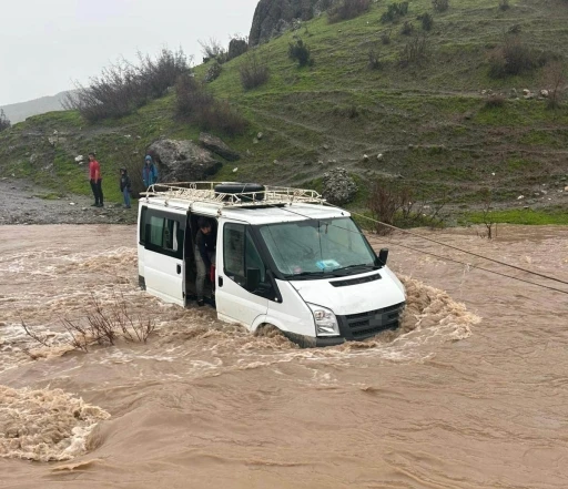 Siirt&rsquo;te selde mahsur kalan kalp hastası kadın hayatını kaybetti
