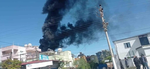Siirt’te tandırdan sıçrayan kıvılcımlar yangına neden oldu
