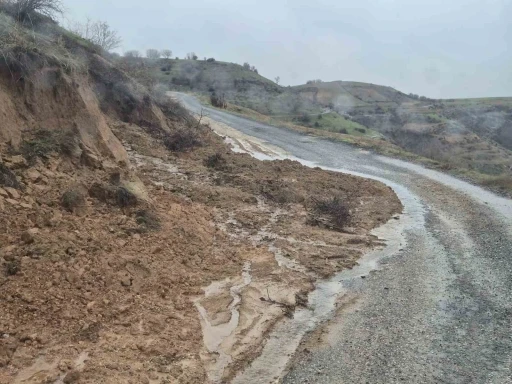 Siirt&rsquo;te yağış sonrası yoğun mesai
