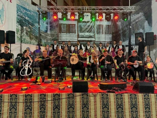 Sıladan Gurbete Eğin Fasılı&rsquo;nda k&uuml;lt&uuml;r ve coşku bir araya geldi
