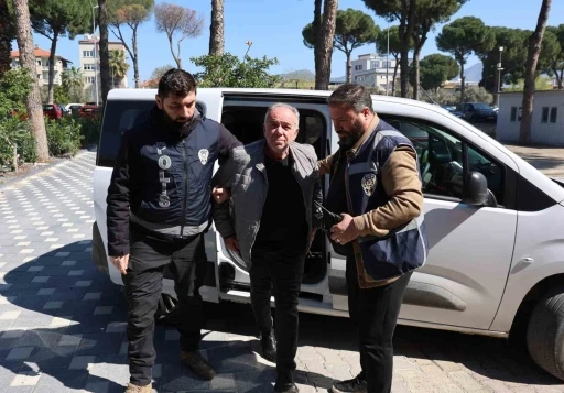 Silahlı saldırıyı ger&ccedil;ekleştiren eski başkan adliyeye sevk edildi
