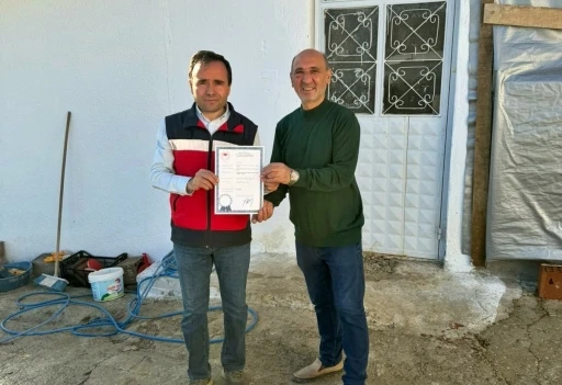 Simav’da 12 bin tavuk kapasiteli işletmeye yumurta paketleme faaliyeti için onay belgesi
