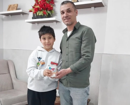 Simav&rsquo;da minik y&uuml;rekten b&uuml;y&uuml;k bağış
