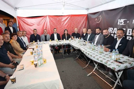 Sincan Belediye Başkanı Ercan, demokrasi n&ouml;betine katıldı
