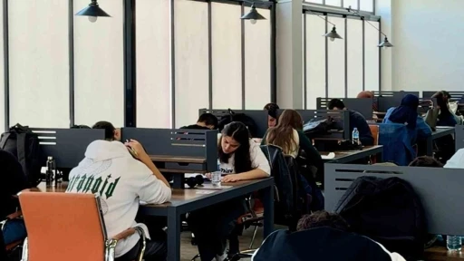 Sincan Belediyesinden öğrencilere TYT desteği
