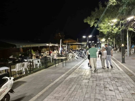 Sındırgı’da depremler sürüyor
