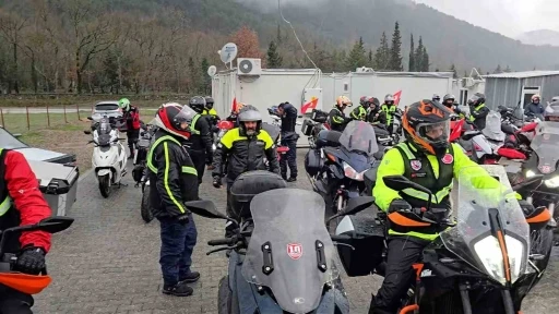 Sındırgı&rsquo;da depremzedelere motorcu morali
