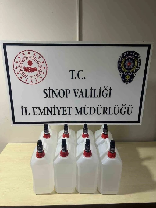 Sinop’ta 40 litre etil alkol ele geçirildi
