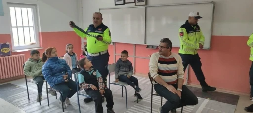 Sinop’ta geleceğin trafik dedektifleri yetişiyor
