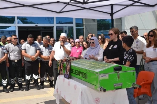 Sinop&rsquo;ta hayatını kaybeden doktor son yolculuğuna uğurlandı
