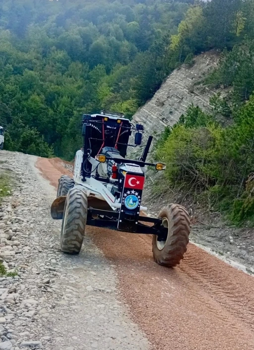 Sinop&rsquo;ta k&ouml;ylerde yol iyileştirme &ccedil;alışmaları
