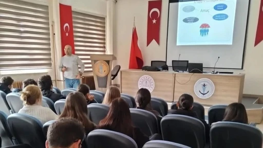Sinop&rsquo;ta liselilere iş sağlığı ve g&uuml;venliği eğitimi

