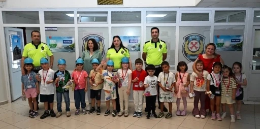 Sinop&rsquo;ta minik &ouml;ğrencilere polis mesleği tanıtıldı
