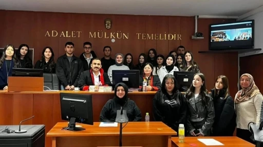 Sinop’ta öğrenciler adaletin işleyişini yerinde gözlemledi
