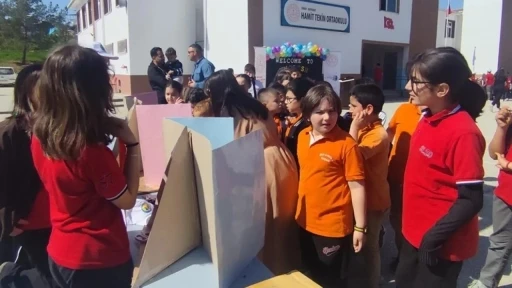 Sinop&rsquo;ta &ouml;ğrenciler İngilizceyi eğlenerek &ouml;ğrendi
