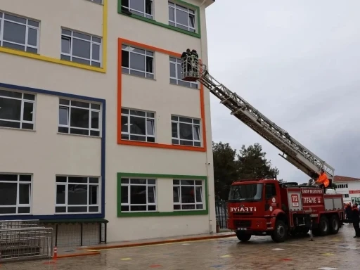 Sinop’ta öğrencilere afet bilinci kazandırıldı
