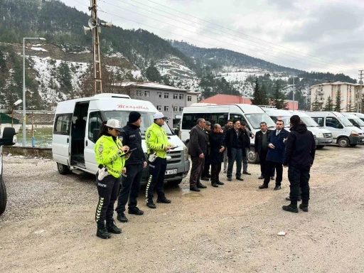 Sinop’ta okul servislerine denetim
