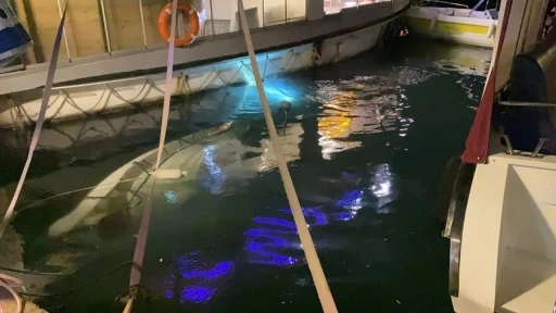Sinop&rsquo;ta tekne sulara g&ouml;m&uuml;ld&uuml;
