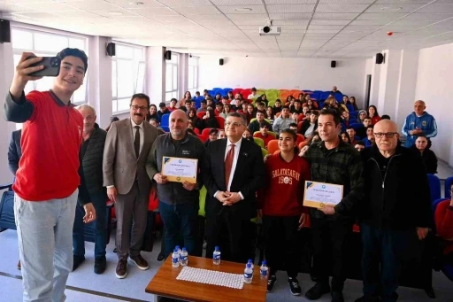 Sinop&rsquo;ta ustalar deneyimlerini &ouml;ğrencilere aktardı
