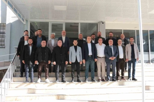 Şırnak İl Emniyet M&uuml;d&uuml;r&uuml; Sazak, Cizreli muhtarlarla il&ccedil;enin g&uuml;venlik ve asayişini masaya yatırdı
