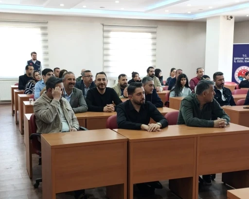 Şırnak&rsquo;ta AFAD, kamu personeline KBRN ve afet farkındalık semineri
